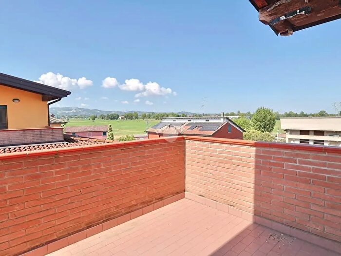 Appartamento quadrilocale in vendita in Via del Bosco, Reggio nell'Emilia