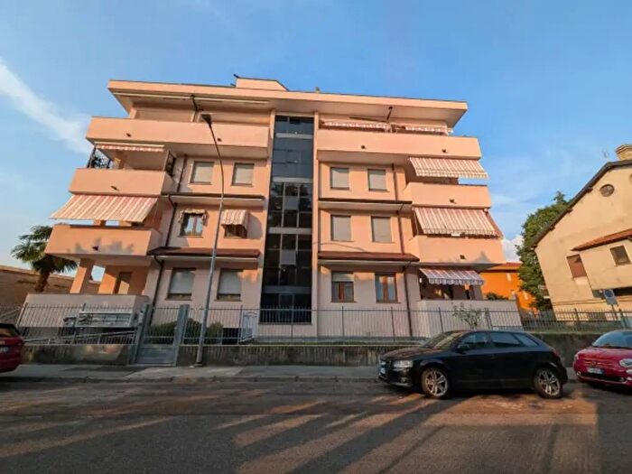 Appartamento monolocale in vendita in Via Torquato Taramelli, Legnano