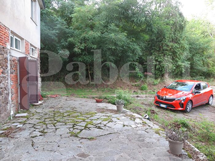 Casa con 5 locali in vendita in Via Carro, Carro