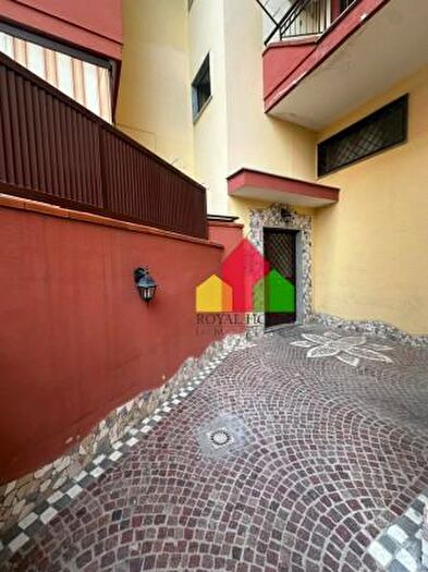 Appartamento trilocale in vendita in Via Maggio, Giugliano In Campania