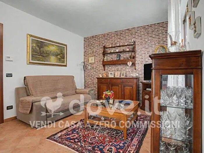 Casa quadrilocale in vendita in Via Niccolò Paganini, Casella