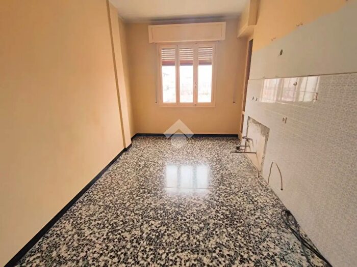 Appartamento quadrilocale in vendita in Lungocurone C Baravalle, Volpedo