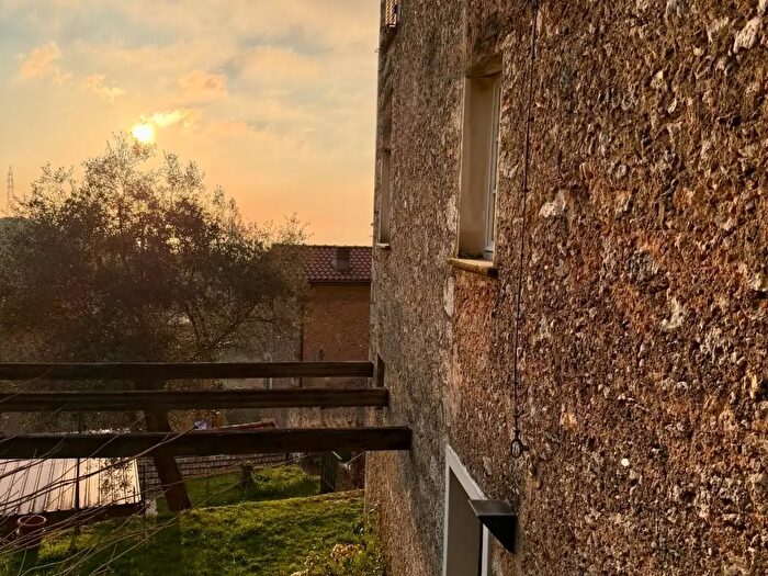 Casa con 5 locali in vendita in Pietrasanta