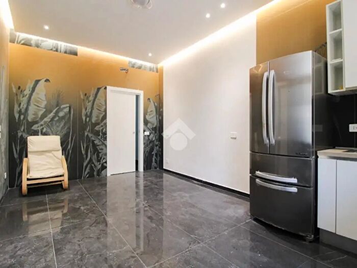 Appartamento bilocale in vendita in Via Luigi Angeloni, Milano