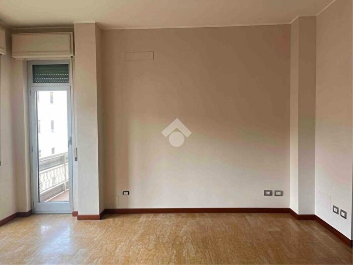 Appartamento trilocale in affitto in Via Pietro Bulloni, Magenta Arnaldo, Brescia