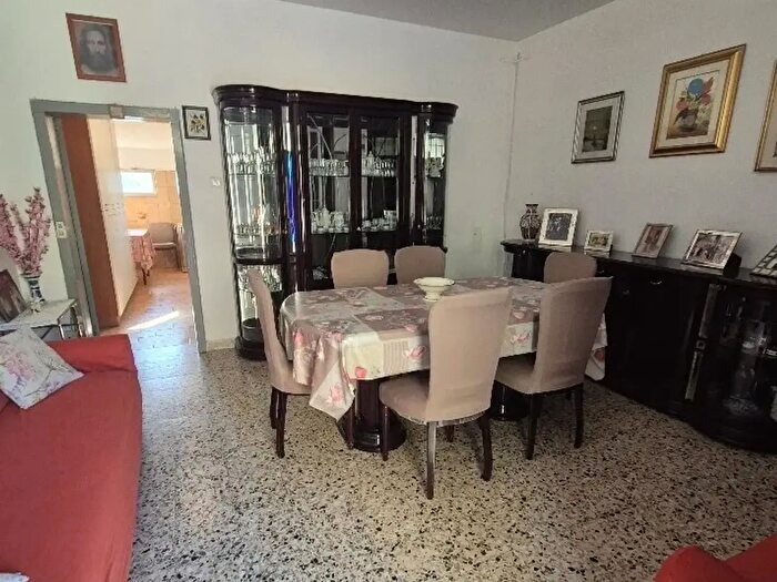 Appartamento trilocale in vendita in Via Provinciale per ArmoGallina, Reggio di Calabria