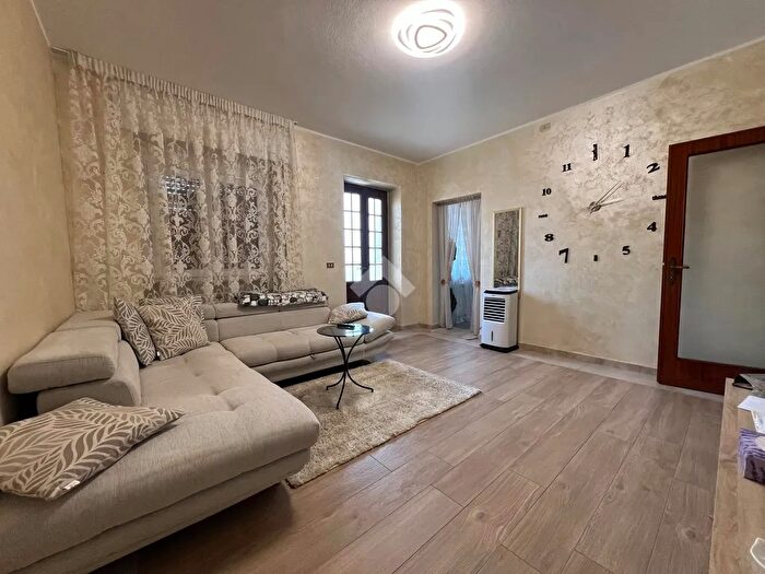 Appartamento trilocale in vendita in Casa di Corte Via San Rocco, Verolanuova