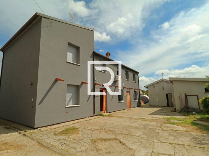 Casa con 6 locali in vendita in Via Sintinina, Mezzano Borgo Masotti, Ravenna