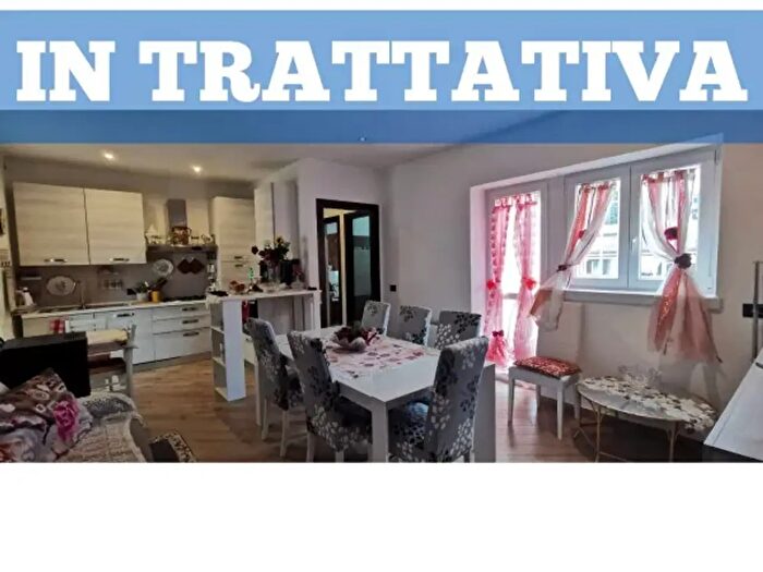 Casa trilocale in vendita in Via dellIsola Farnese, Roma