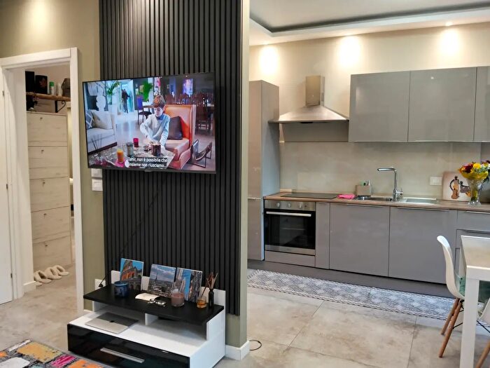 Appartamento con 5 locali in vendita in Sanremo