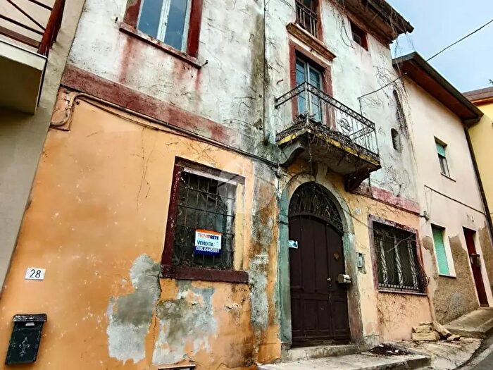 Case in Vendita e in Affitto - 3