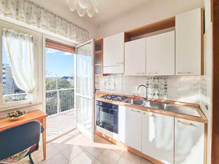 Appartamento trilocale in affitto in Via Jacopo Sadoleto, Monte Mario Trionfale, Roma