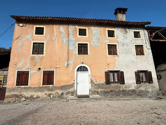 Casa con 7 locali in vendita in Via Fontana, Sovizzo