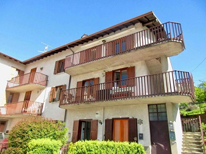 Appartamento trilocale in vendita in Via Europa, Berbenno
