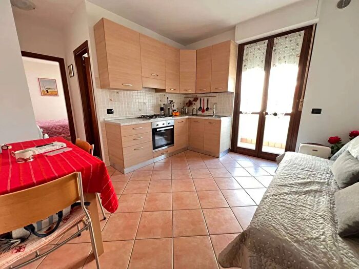 Appartamento bilocale in affitto in Via Marconi, Spoleto