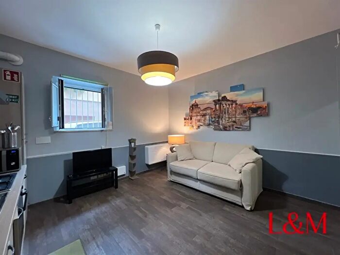 Appartamento monolocale in vendita in Via Druso, Roma