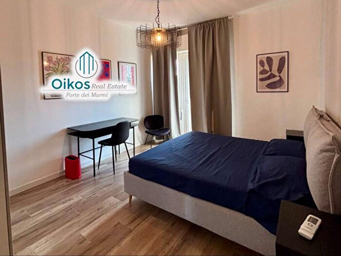 Casa con 6 locali in affitto in Via Giuseppe Mazzini, Centro, Forte dei Marmi