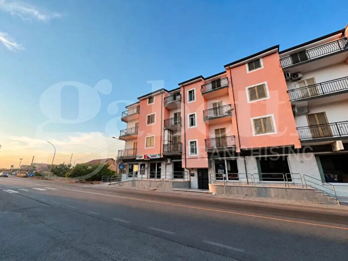 Appartamento trilocale in vendita in Via Nazionale, Cariati