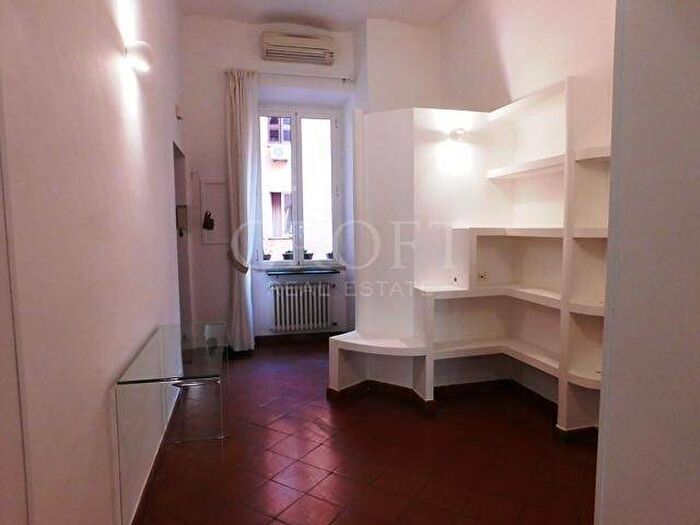 Appartamento bilocale in affitto in Esquilino, Roma