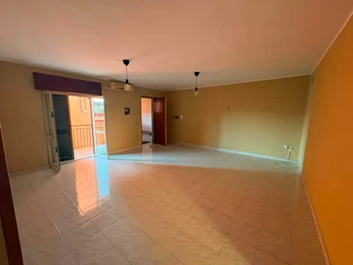 Appartamento trilocale in affitto in Via Vittorio Emanuele III, Casalnuovo Di Napoli