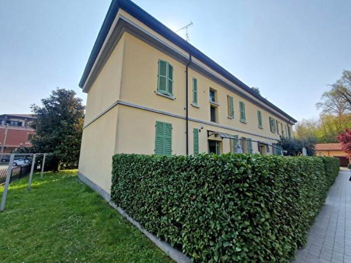 Appartamento bilocale in vendita in Via Varesina, Jerago Con Orago