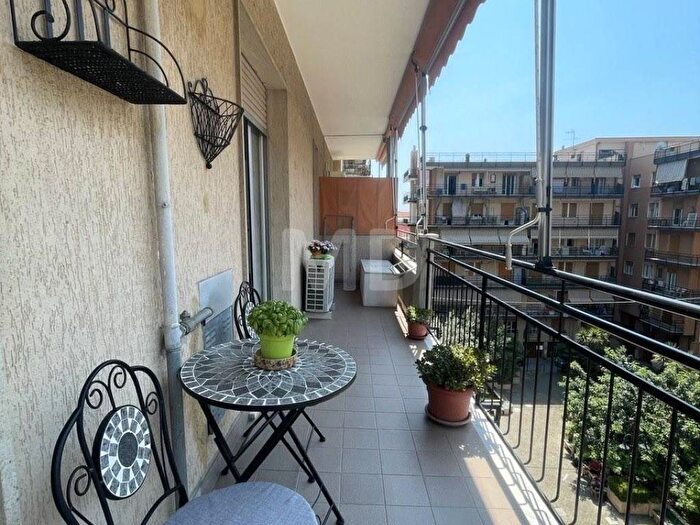 Appartamento quadrilocale in affitto in Centro, Loano