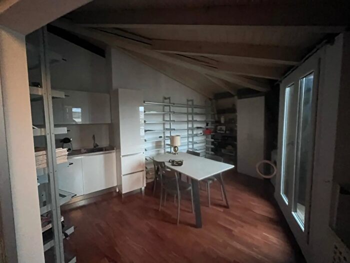 Appartamento con 6 locali in vendita in Milano