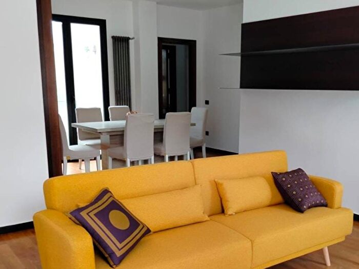 Casa quadrilocale in affitto in Via Pazienza, Mondello Valdesi, Palermo