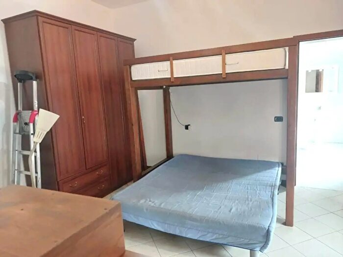 Appartamento monolocale in affitto in delIndipendenza, Bologna