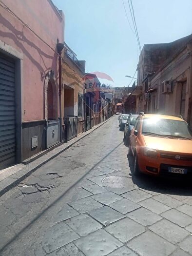 Casa trilocale in vendita in Via Anastasio, Catania