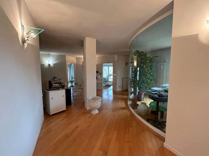 Appartamento con 7 locali in vendita in Sansepolcro