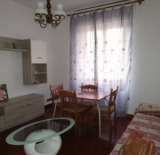 Appartamento trilocale in affitto in Via Mario Gea, Centro, Ovada