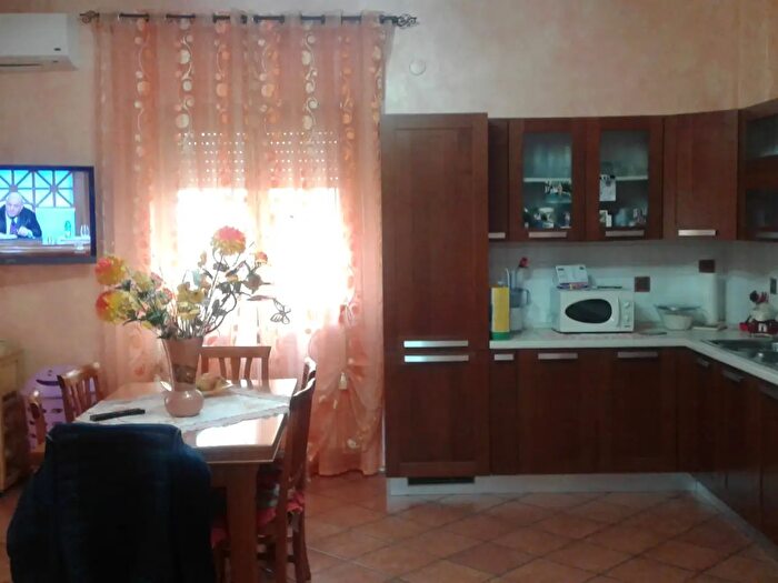 Appartamento con 5 locali in vendita in Via Luigi Settembrini, Lamezia Terme