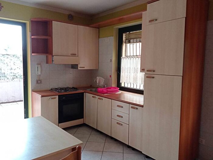 Appartamento monolocale in affitto in Borgo Roma, Verona