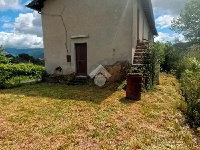Casa con 7 locali in vendita in Località Vaccarecce, Bellegra