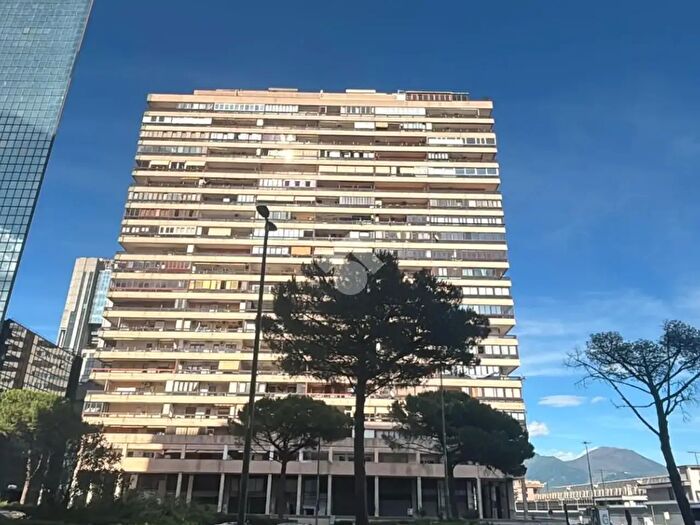 Appartamento trilocale in vendita in Centro Direzionale Isola E, Napoli