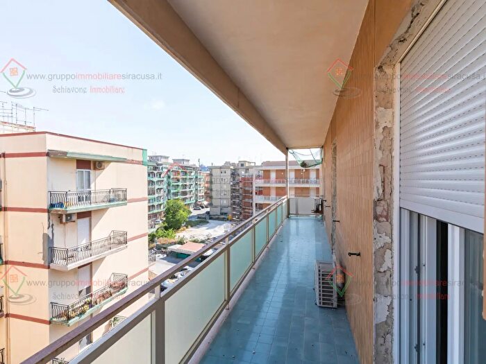 Appartamento con 6 locali in vendita in Siracusa
