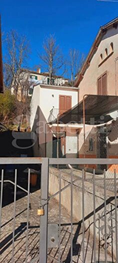 Casa con 5 locali in vendita in Via dellAlpino Snc, Petrella Salto