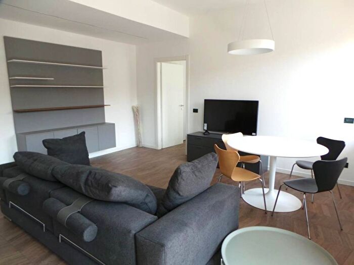 Appartamento trilocale in affitto in Via Federico Faruffini, De Angeli, Milano