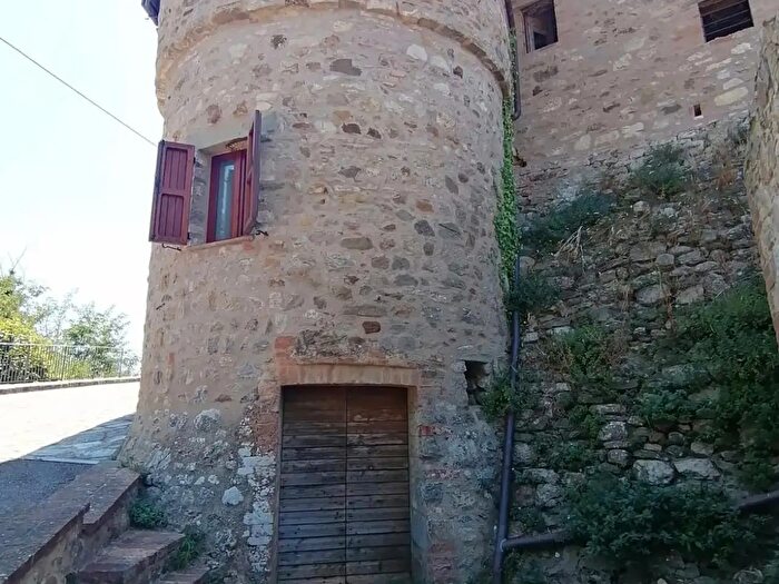Casa bilocale in vendita in Via Poggio Aquilone, San Venanzo