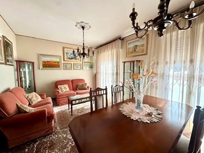 Appartamento con 5 locali in vendita in Gaggio Montano