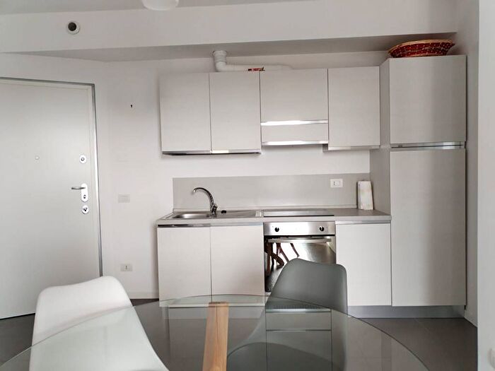 Appartamento bilocale in affitto in Via Don Lorenzo Milani, Centro, Magnago