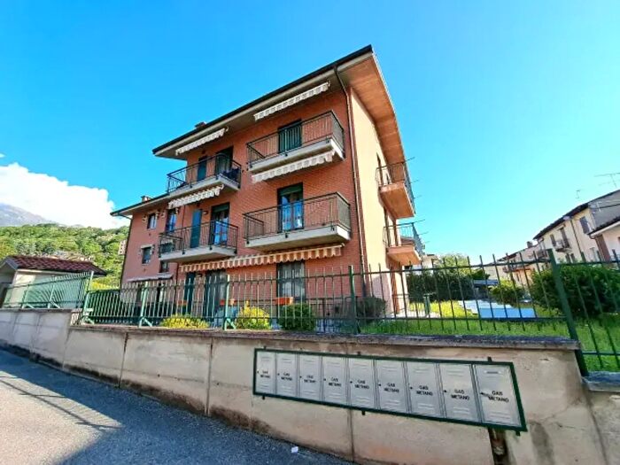 Appartamento bilocale in vendita in Via Barge, Paesana