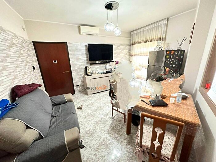 Appartamento bilocale in affitto in Corso Vittorio Emanuele II, Centro, Acerra