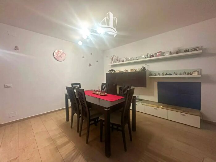 Appartamento quadrilocale in vendita in StephanMayrhofenStraße, Varna