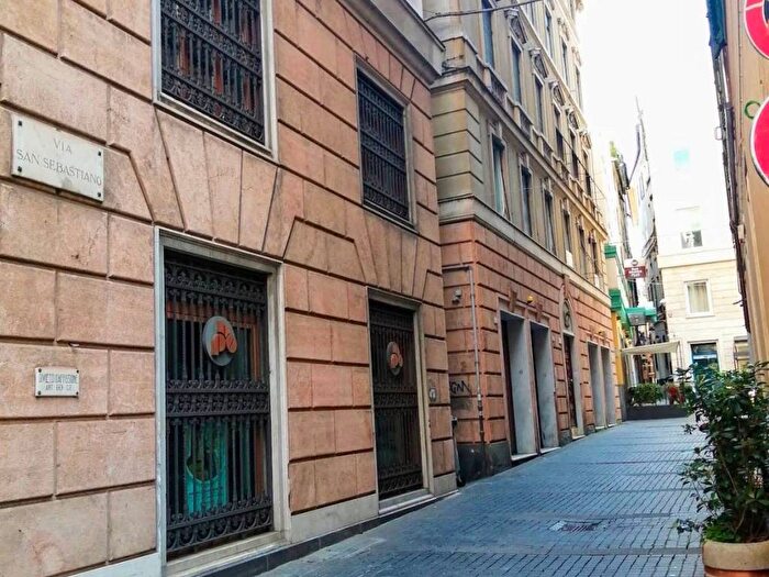 Appartamento bilocale in affitto in Via di San Sebastiano, Centro Città, Genova