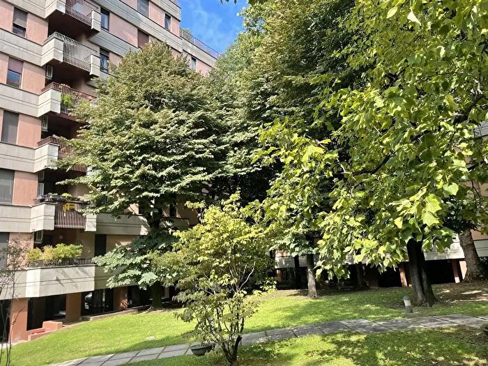 Appartamento monolocale in vendita in Via Parravicini, Monza