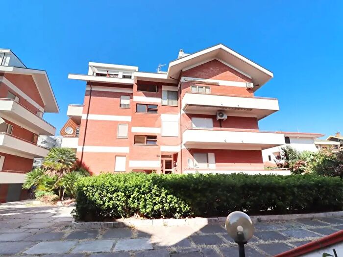 Appartamento trilocale in vendita in Viale Monte Sirente, Francavilla Al Mare