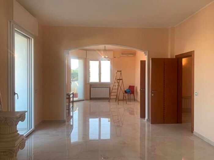 Appartamento con 6 locali in vendita in Ravenna