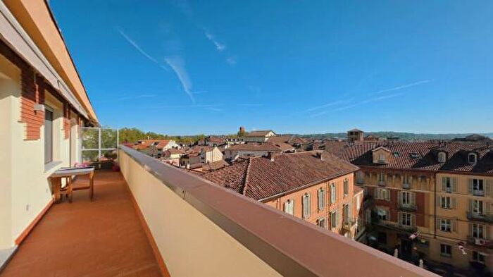 Appartamento con 5 locali in vendita in Piazza Medici, Asti